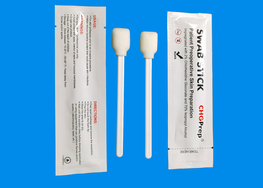 Le nettoyage de mousse de gluconate de Chlorhexidine de 2% tamponne le bâton d'écouvillon d'injection d'alcool isopropylique de 70% pré